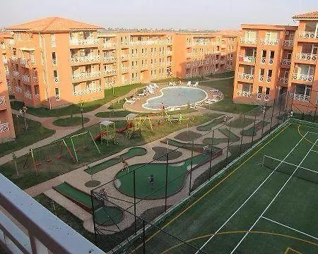 Sunny Day 6 Apartment